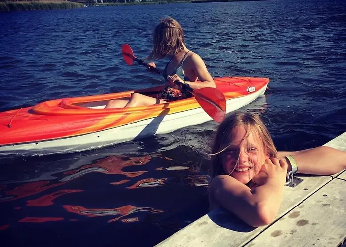 Camping Buiten Aan De Baak *