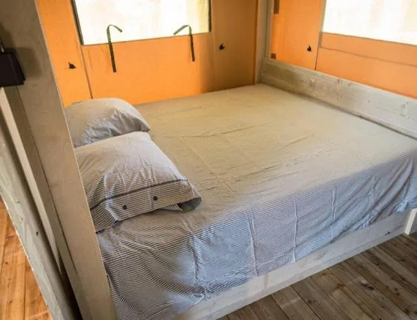 Camping Buiten Aan De Baak Steenbergen (North Brabant)