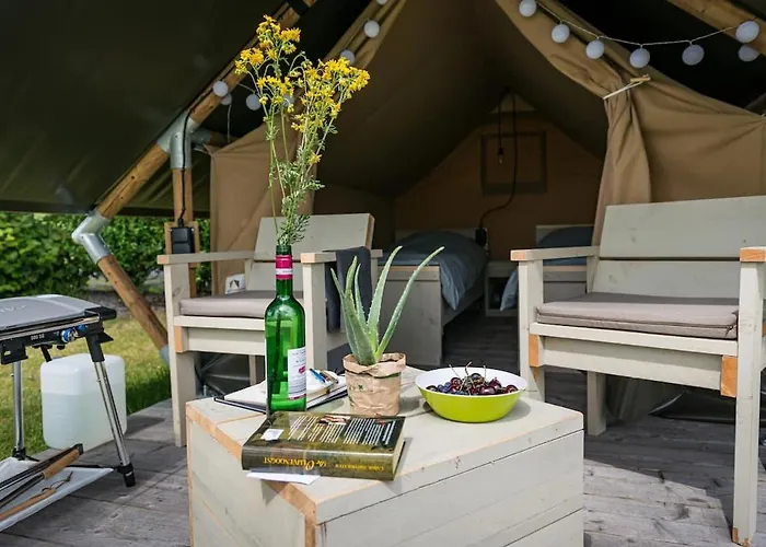 Camping Buiten Aan De Baak