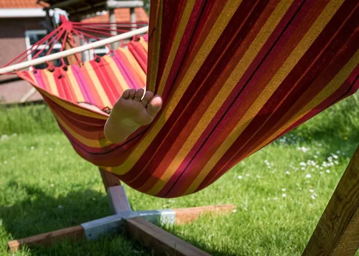 Buiten Aan De Baak Parque de Campismo